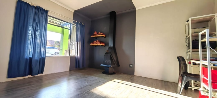 3 Bedroom Property for Sale in Miederpark North West